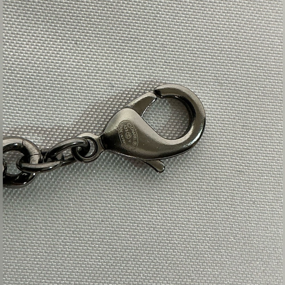 Authentic Ruthenium Chanel CC Lucky Symbols Chocker Necklace Silver Charms - Picture 5 of 10